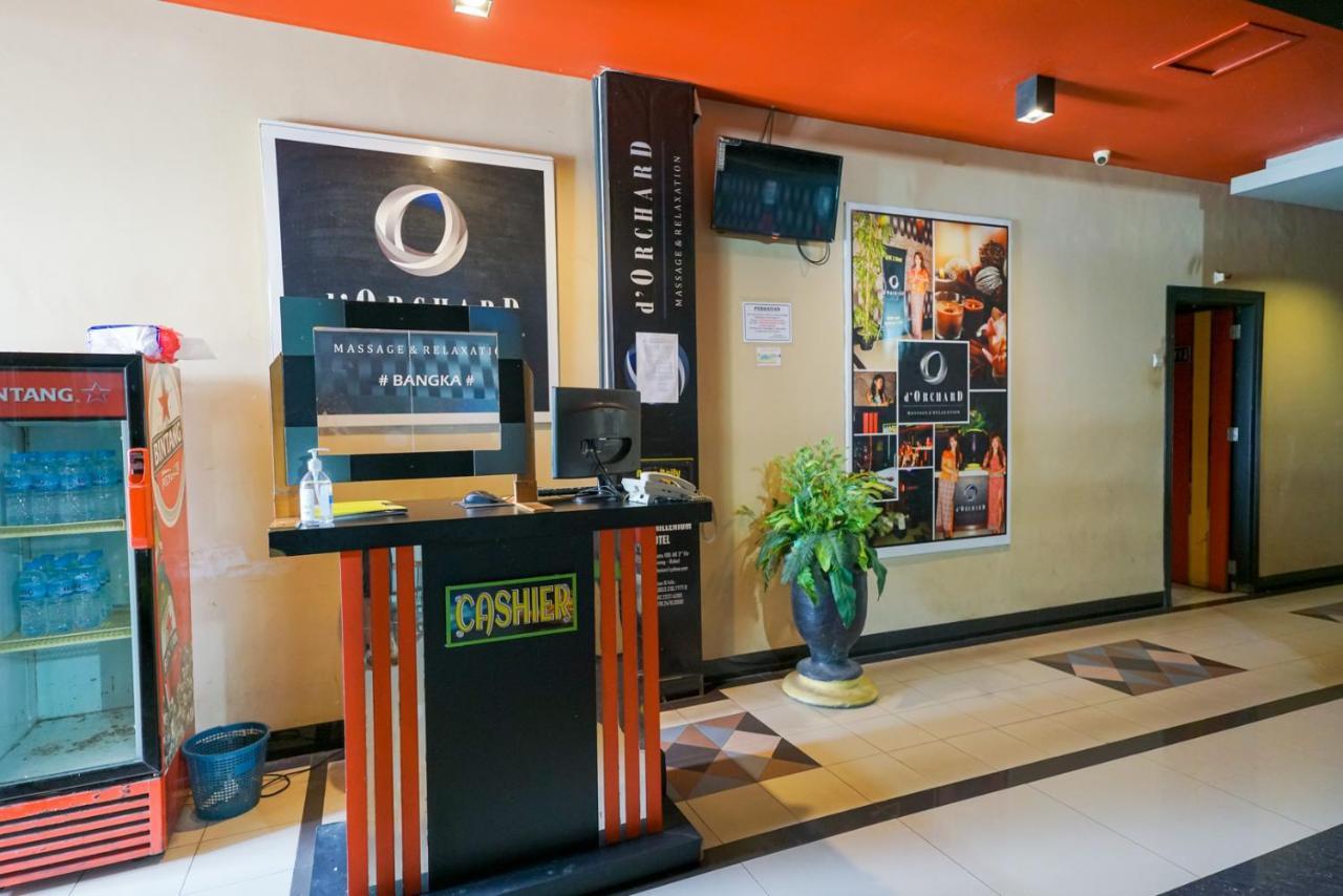 Urbanview By Millenium Hotel Pangkal Pinang Buitenkant foto