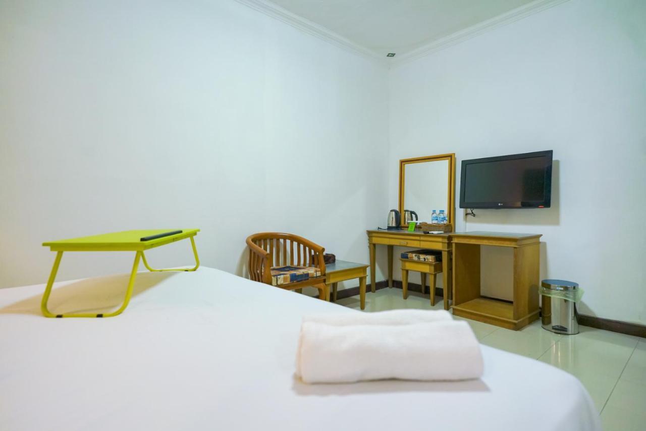 Urbanview By Millenium Hotel Pangkal Pinang Buitenkant foto