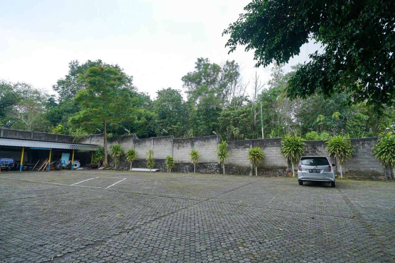 Urbanview By Millenium Hotel Pangkal Pinang Buitenkant foto