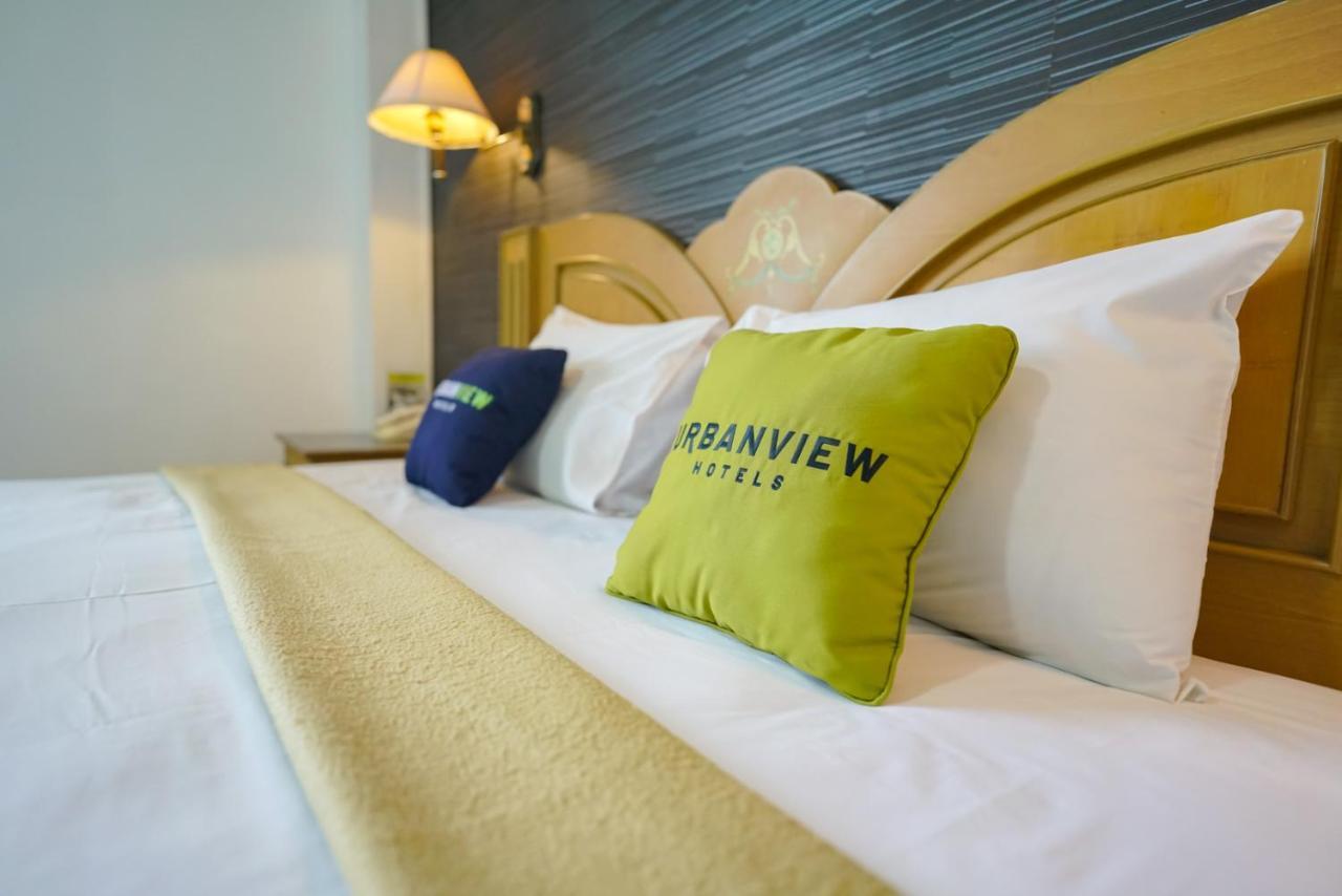 Urbanview By Millenium Hotel Pangkal Pinang Buitenkant foto