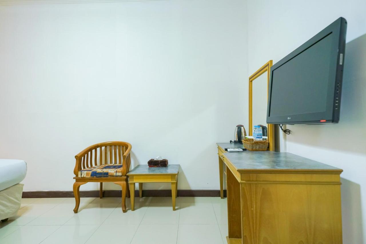 Urbanview By Millenium Hotel Pangkal Pinang Buitenkant foto